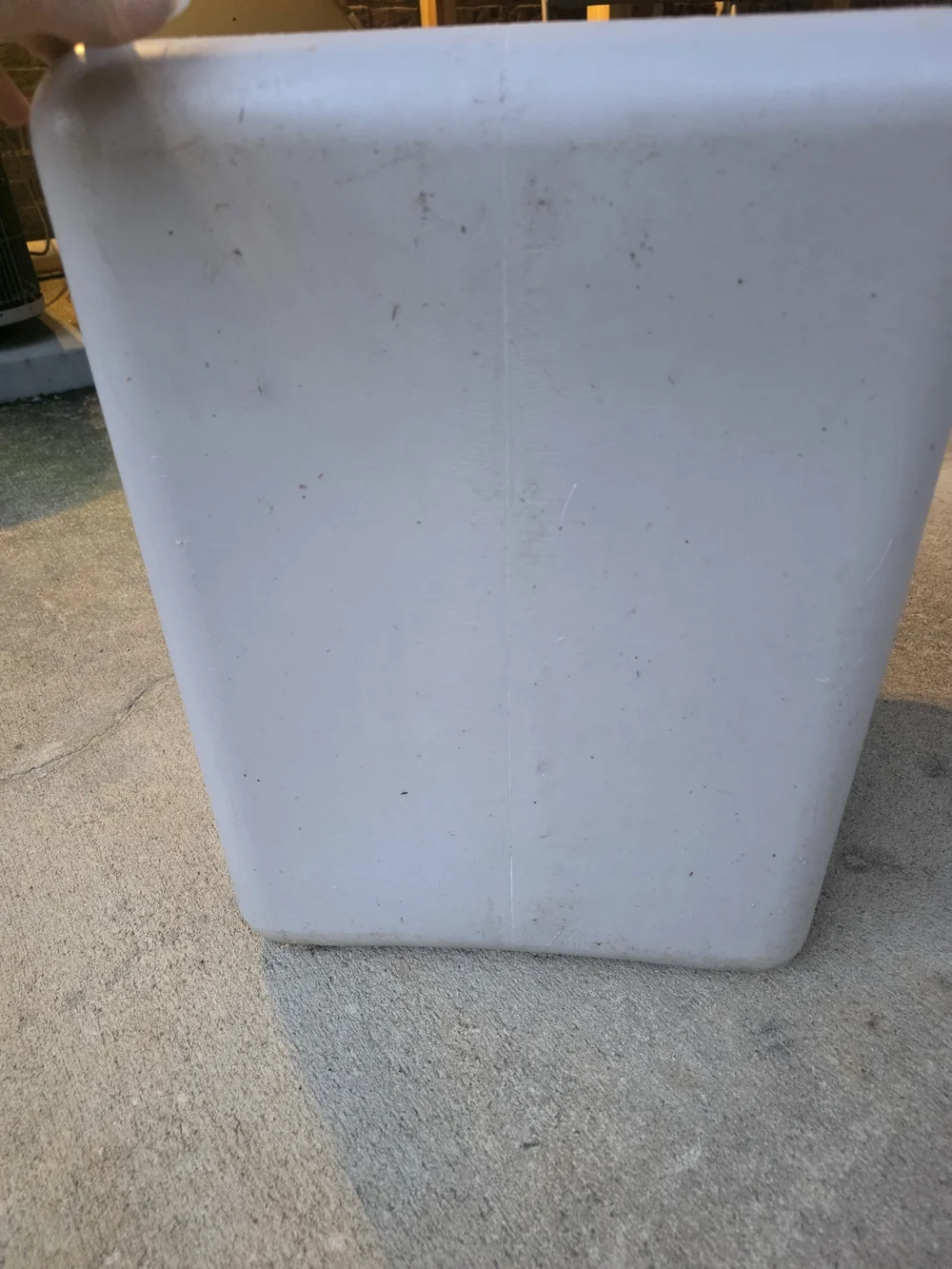 100 Outdoor Storage Bin in Beige and Gray
